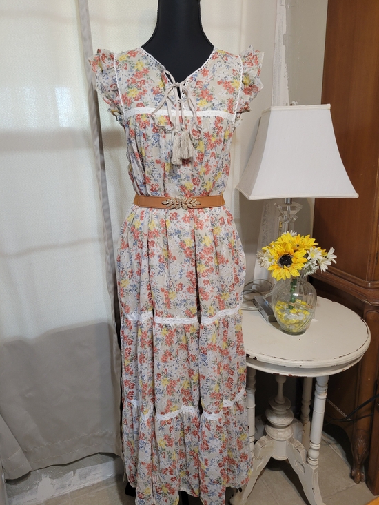 in loom Dresses & Skirts - Bohemian Floral Maxi Dress with Tassel Tie - Cream Floral